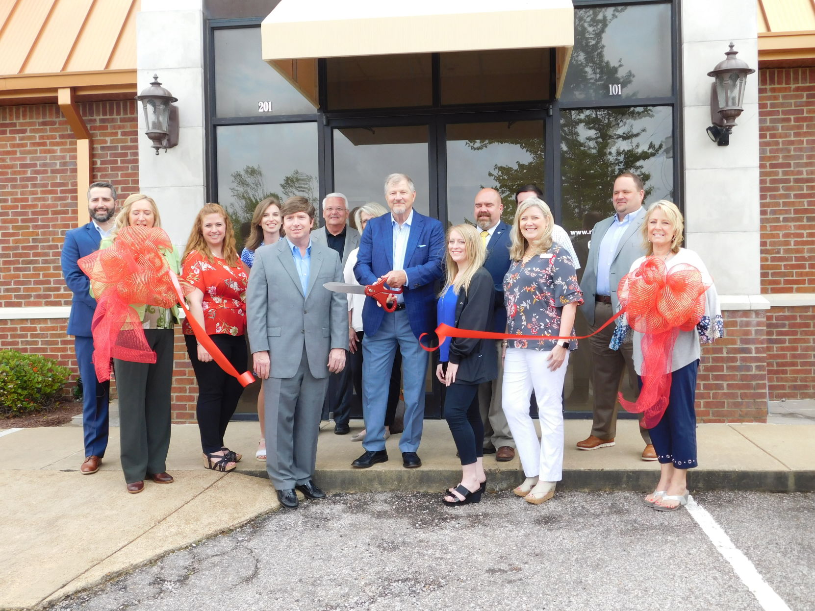 Right Track Medical Group welcomed
